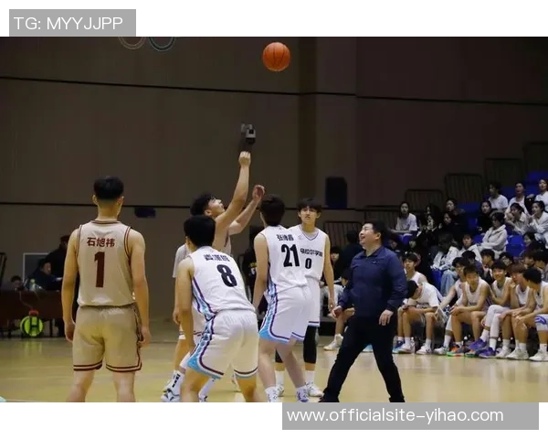 北京篮球队的团队协作揭秘：如何在赛场上实现完美配合与默契合作